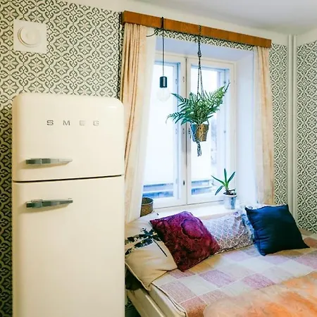 Nostalgic Escape Apartment