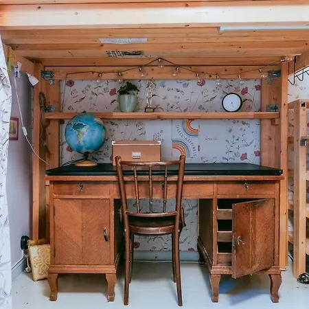 Apartment Nostalgic Escape *