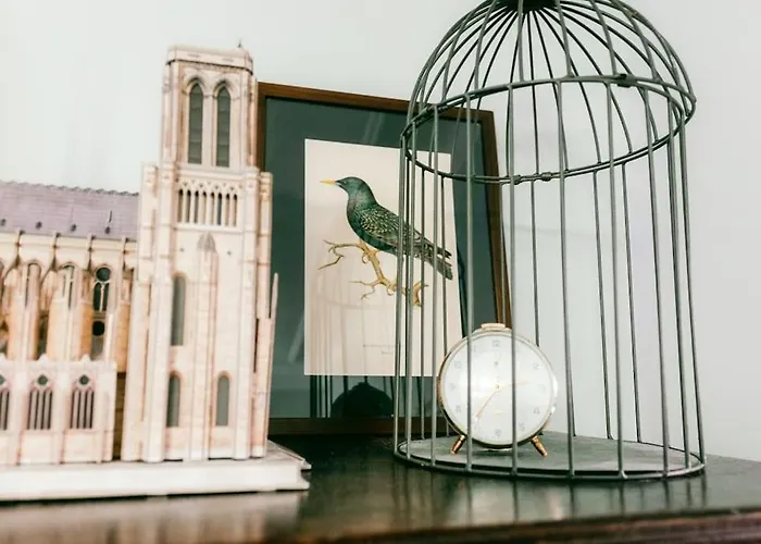 Nostalgic Escape Apartment *